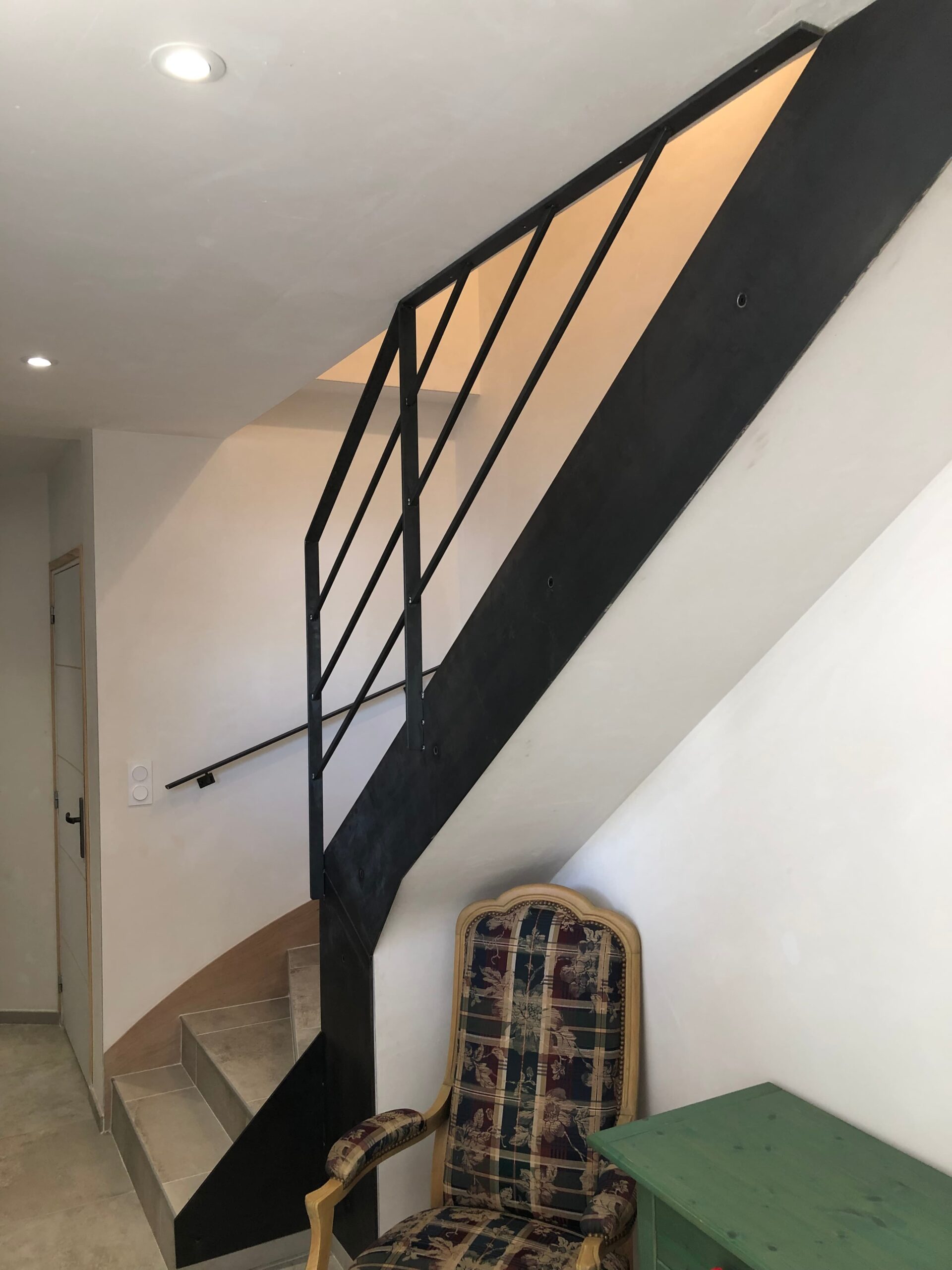 Rembarde d'escalier en métal noir